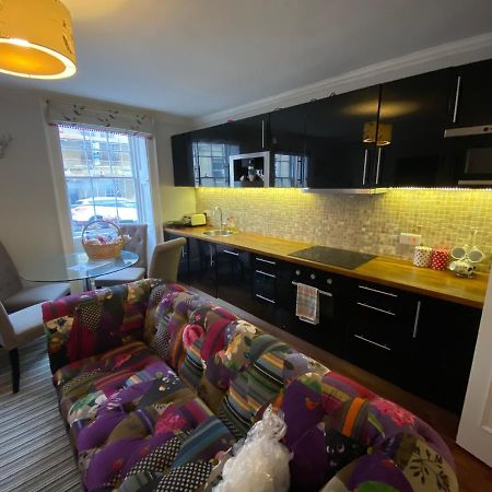 City Centre - Rivers Street, Quiet 2 Bed Ground Floor Georgian Garden Apartment บาธ ภายนอก รูปภาพ