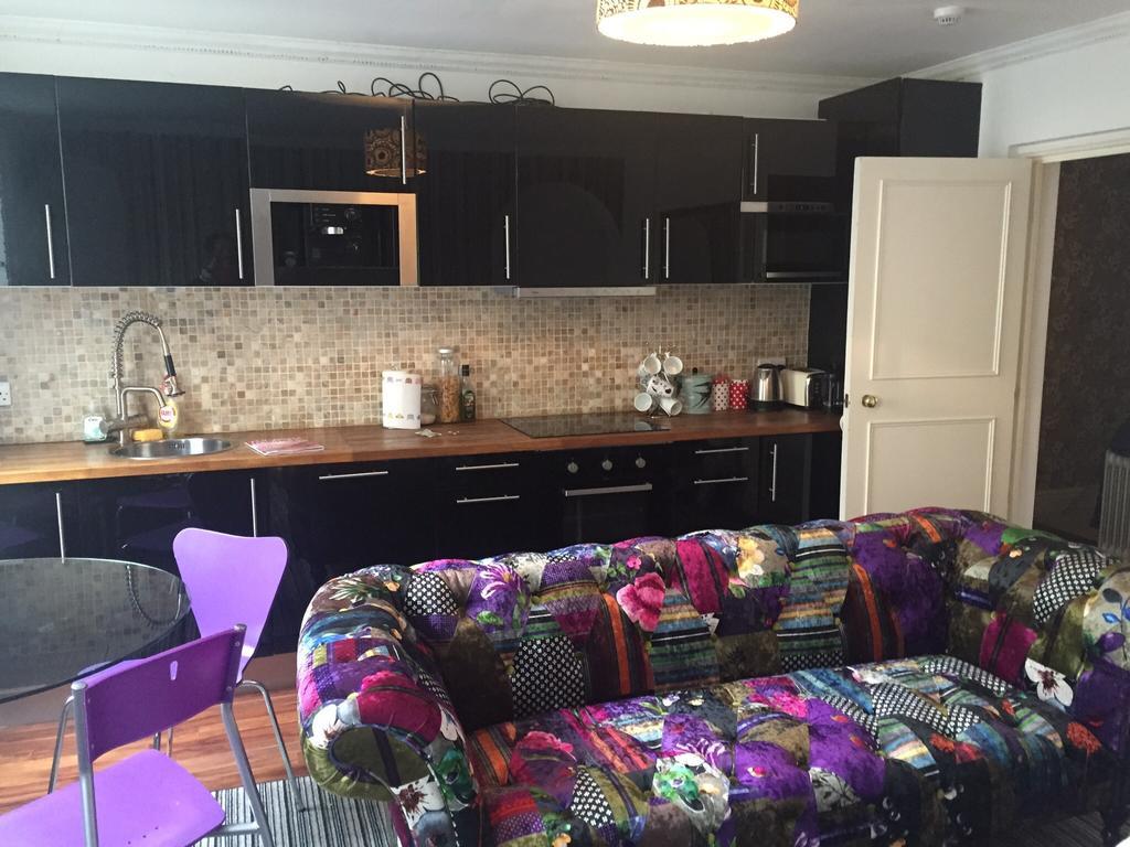 City Centre - Rivers Street, Quiet 2 Bed Ground Floor Georgian Garden Apartment บาธ ภายนอก รูปภาพ
