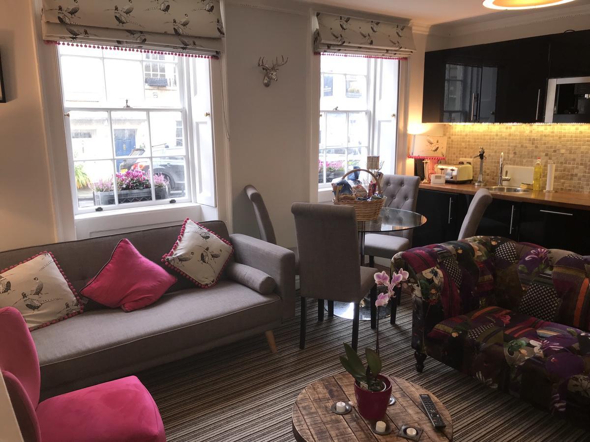 City Centre - Rivers Street, Quiet 2 Bed Ground Floor Georgian Garden Apartment บาธ ภายนอก รูปภาพ